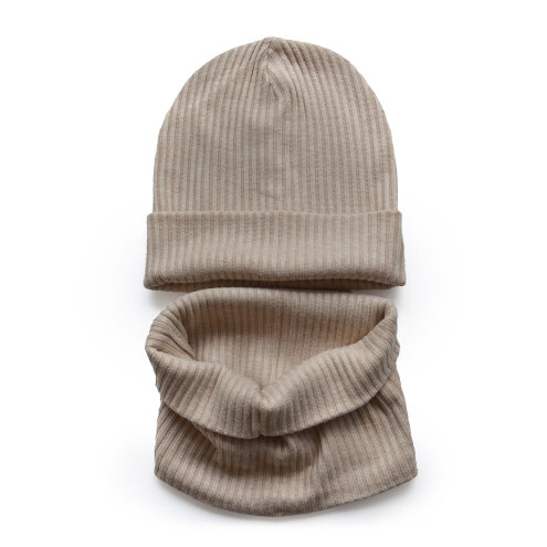 Hat and scarf for a boy